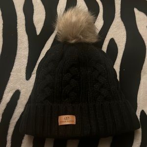 Winter beanie with satin interior